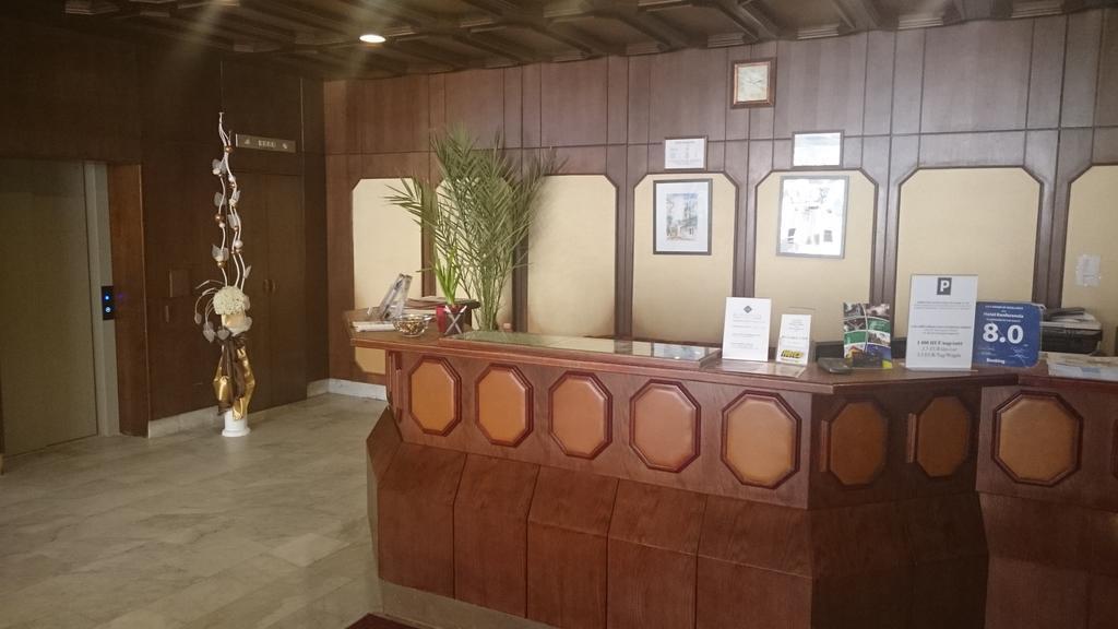 Hotel Konferencia Дьєр Екстер'єр фото