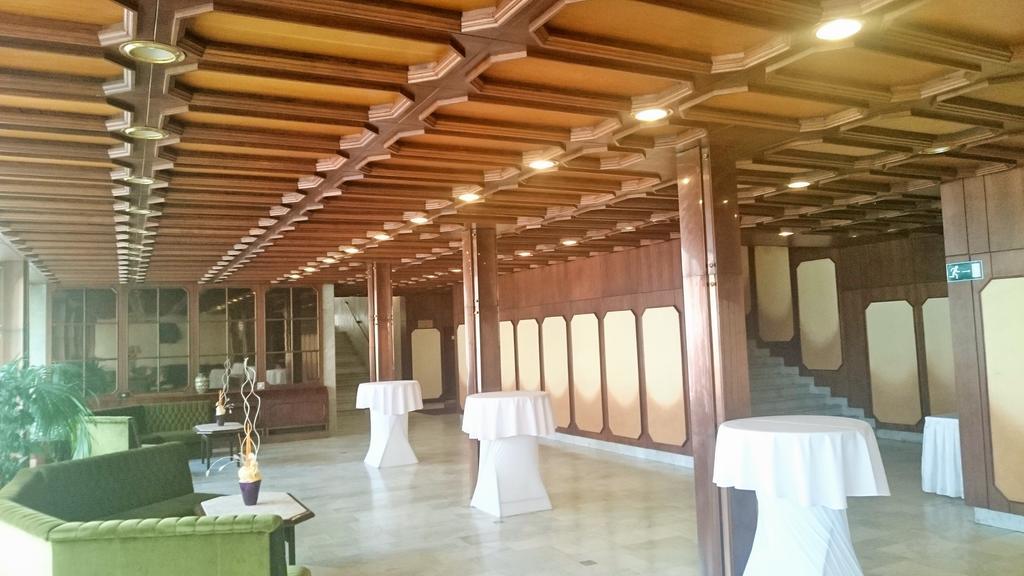 Hotel Konferencia Дьєр Екстер'єр фото